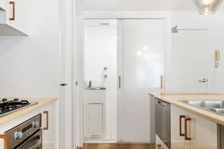 Fifth view of Homely unit listing, 102/6 Exford Street, Brisbane City QLD 4000
