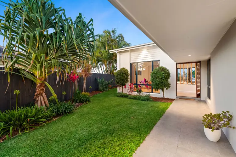 Sixth view of Homely house listing, 8 Hayman Court, Mermaid Waters QLD 4218