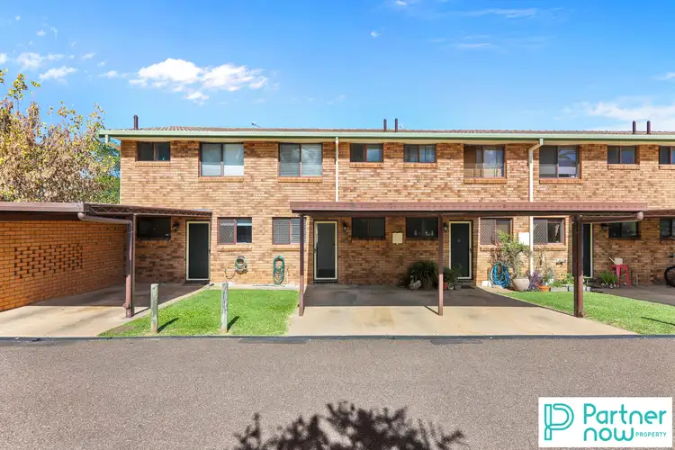 16 Barton Lane
