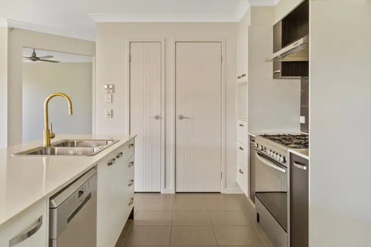 Fifth view of Homely house listing, 8 Indigo Lane, Holmview QLD 4207