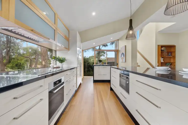 Sixth view of Homely house listing, 32 Heatherlea Drive, Wheelers Hill VIC 3150