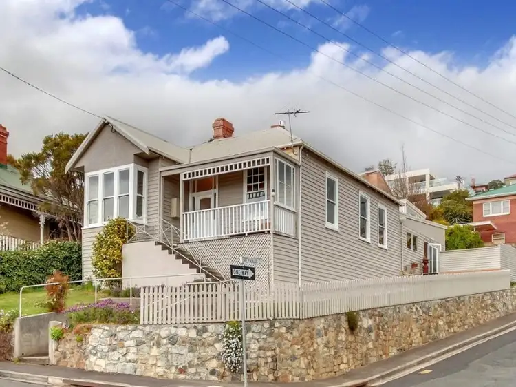 33 Proctors Road, Dynnyrne TAS 7005