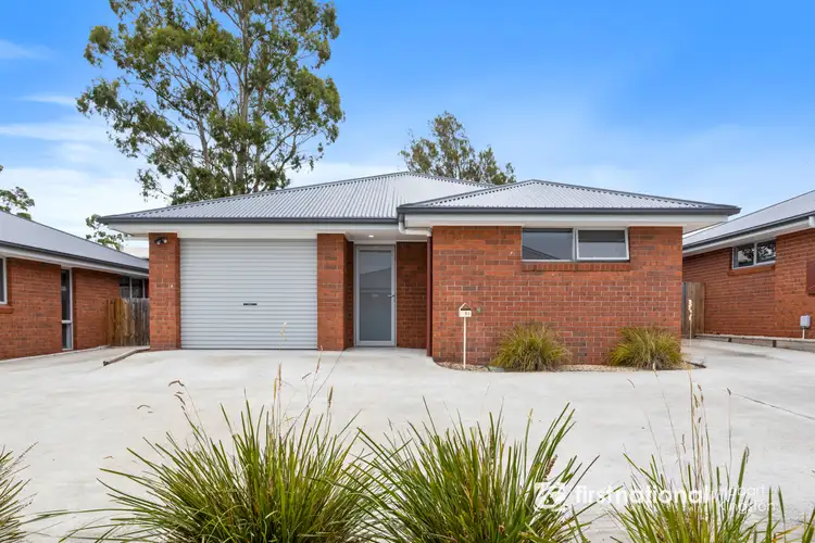 11 Kingston View Drive
