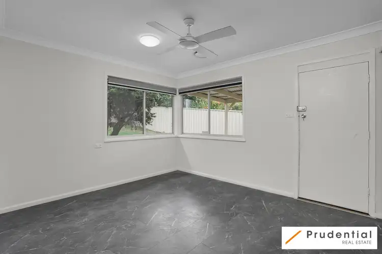 Sixth view of Homely house listing, 18 Evergreen Avenue, Bradbury NSW 2560