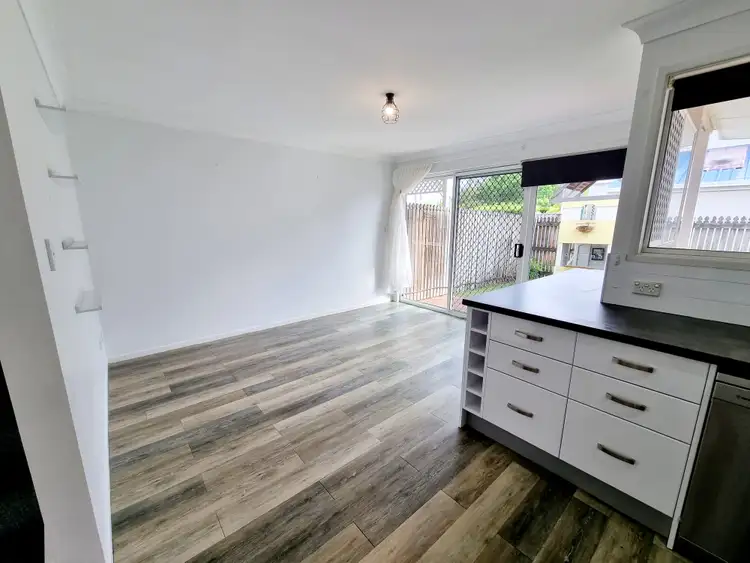 Fifth view of Homely townhouse listing, 27/188 Thorneside Road, Thorneside QLD 4158
