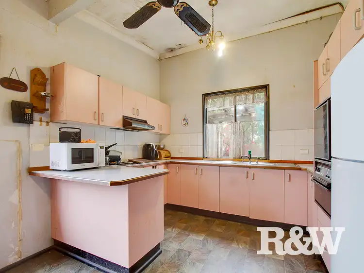 Second view of Homely house listing, 6 Clune Place, Blackett NSW 2770