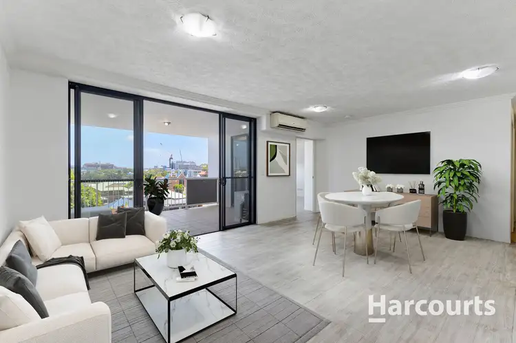 Main view of Homely unit listing, 433/803 Stanley Street, Woolloongabba QLD 4102