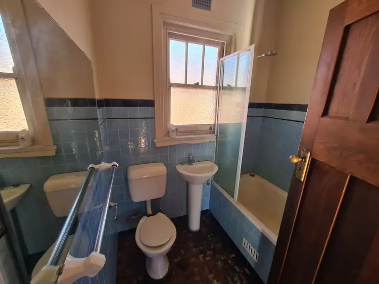 Fourth view of Homely unit listing, 3/8 Loftus Cres, Homebush NSW 2140