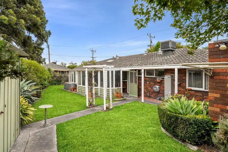 6 Helms Street, Newcomb VIC 3219