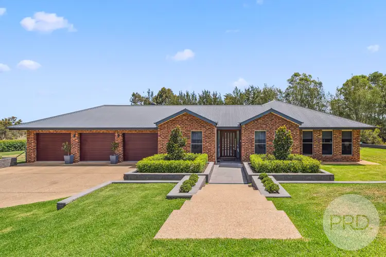 1 Wisteria Place, Springvale NSW 2650