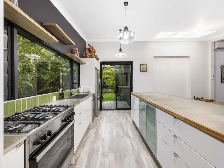 26 Parkway Drive, Mooloolaba QLD 4557