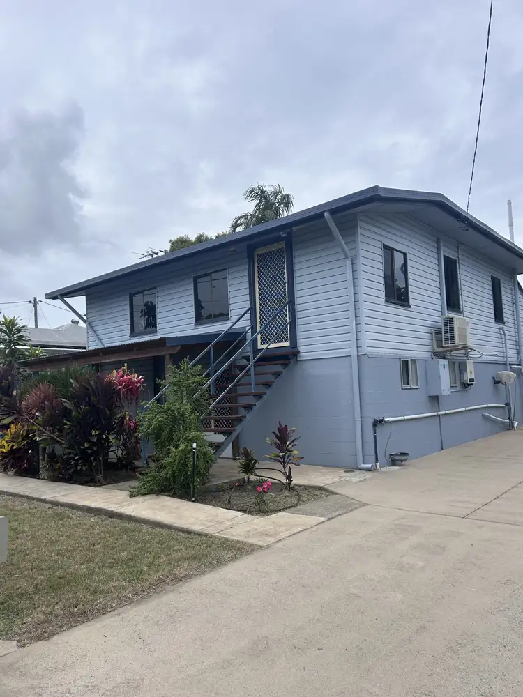 19 Robin Street, Slade Point QLD 4740