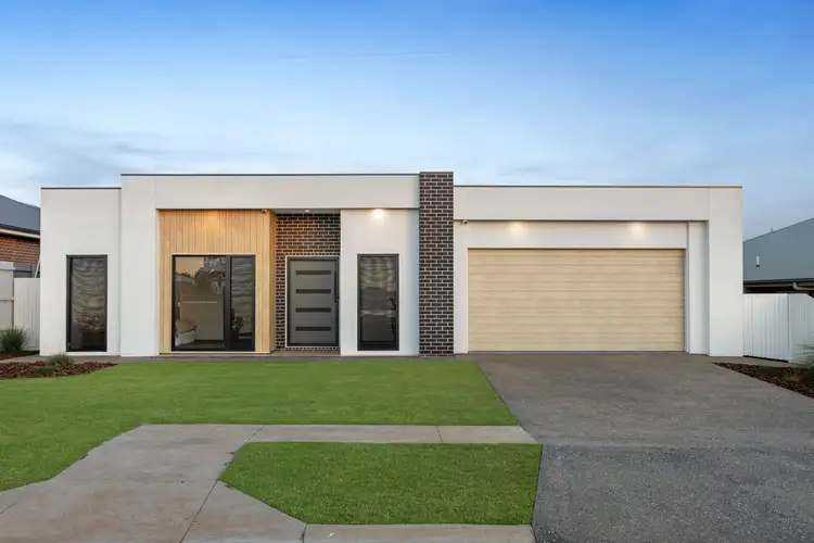Second view of Homely house listing, 16 O'Neill Circuit, Kearneys Spring QLD 4350