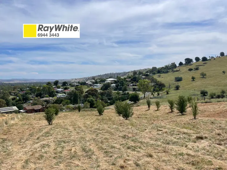 37 Hanley Street, Gundagai NSW 2722