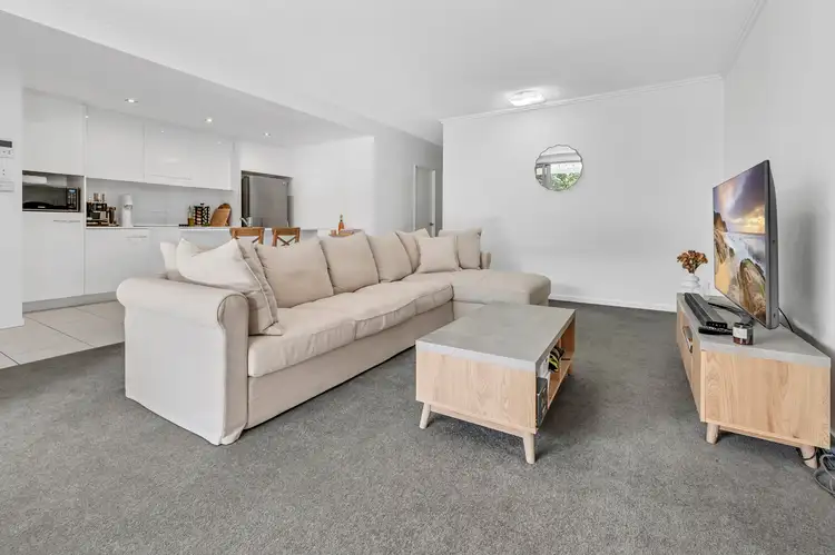 Seventh view of Homely unit listing, 31/2 Gaven Crescent, Mermaid Beach QLD 4218
