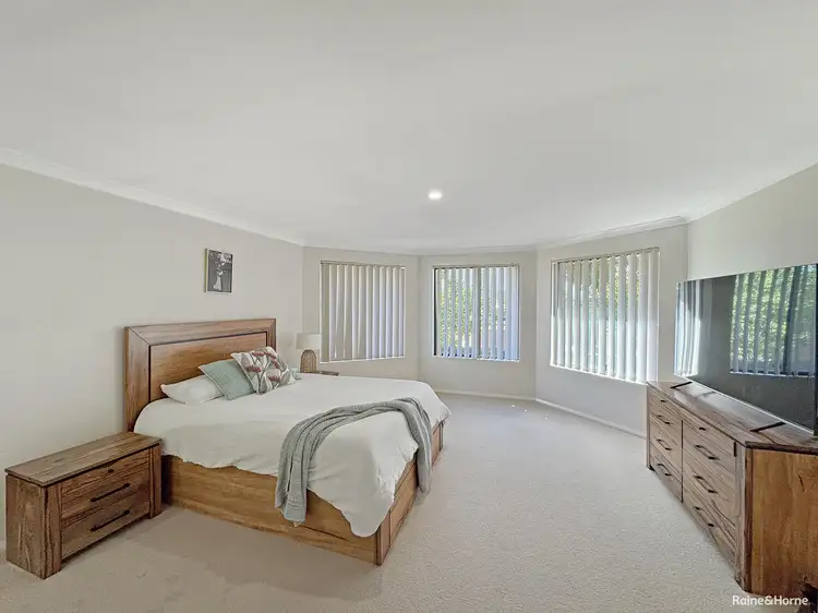 Fourth view of Homely house listing, 6 Pyrus Gardens, Yakamia WA 6330