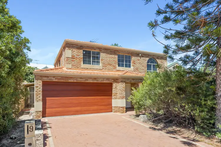 9 Binns Court, North Fremantle WA 6159