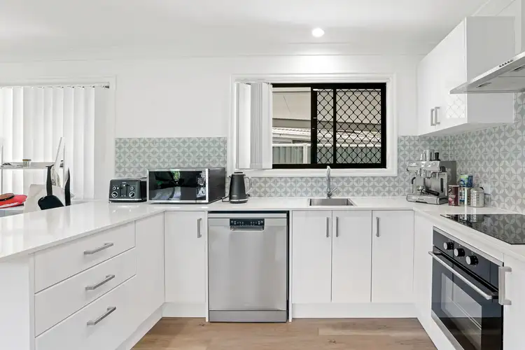 Fourth view of Homely semi-detached listing, 1/18 Warrie Close, Paradise Point QLD 4216
