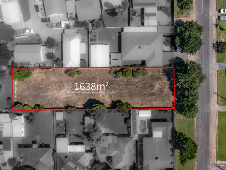3 Griffiths St