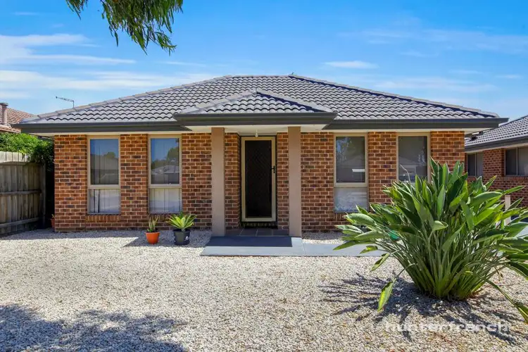 1/52-54 Grace Street South, Altona Meadows VIC 3028