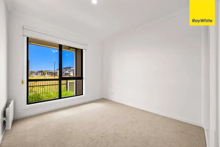 Second view of Homely townhouse listing, 5 Lodge Walk, Strathtulloh VIC 3338
