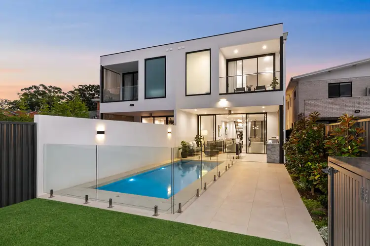 16A George Street