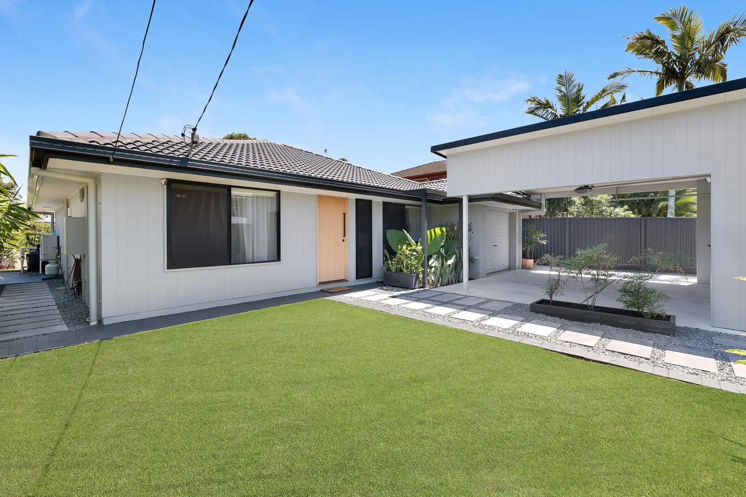 Main view of Homely house listing, 28 Donald Avenue, Paradise Point QLD 4216