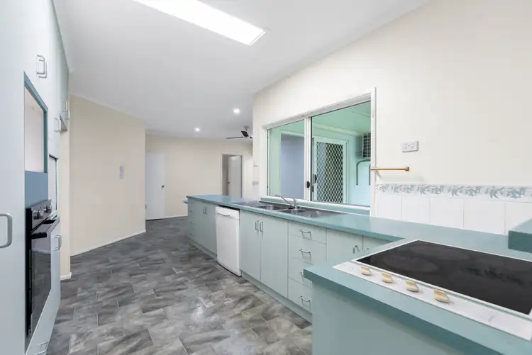 Fifth view of Homely house listing, 10 Sycamore Close, Redlynch QLD 4870