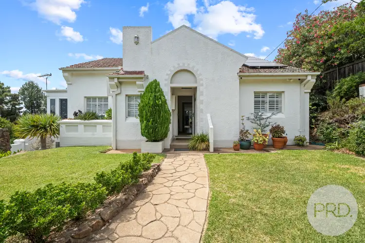 19 Beauty Point Avenue, Turvey Park NSW 2650