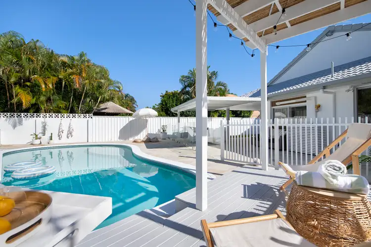 11 Monteclair Court