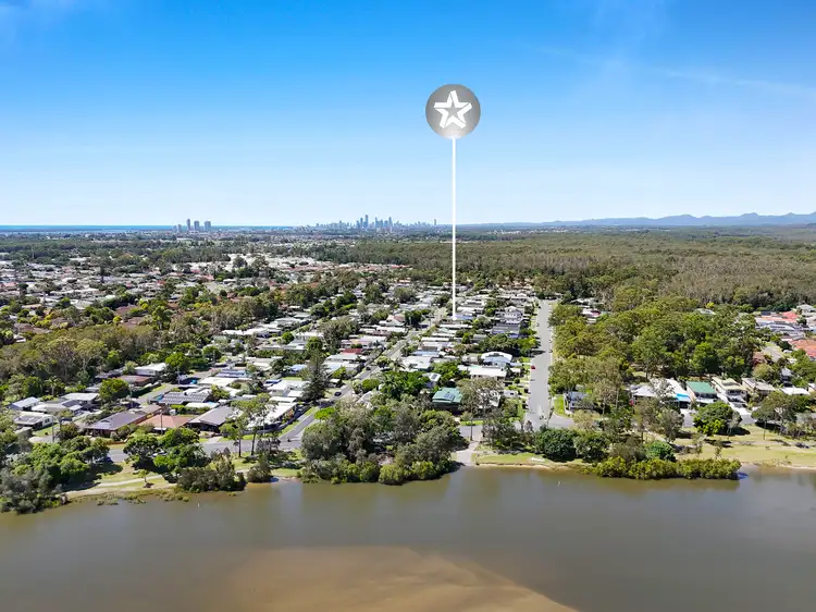 24 Iando Street, Coombabah QLD 4216