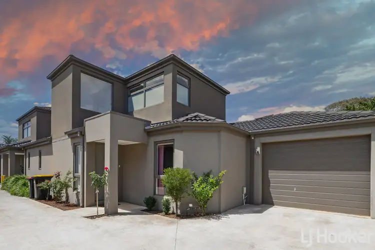 Main view of Homely townhouse listing, 2/10 Pearson Place, Melton South VIC 3338