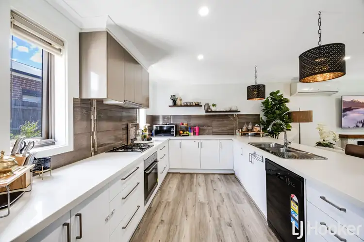 Fifth view of Homely townhouse listing, 2/10 Pearson Place, Melton South VIC 3338
