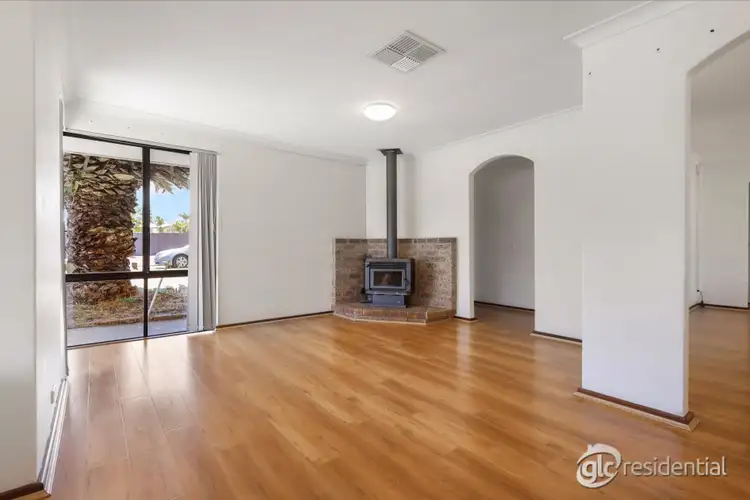 Third view of Homely house listing, 6 Blackthorne Crescent, South Lake WA 6164