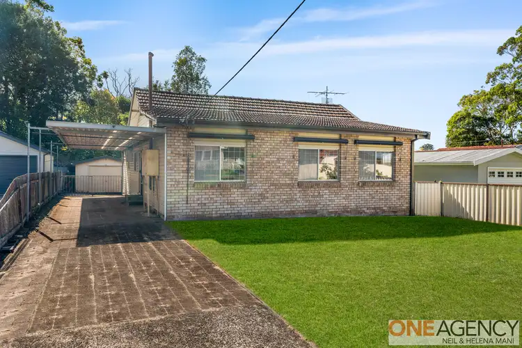 2 Lionel Parade, Springfield NSW 2250
