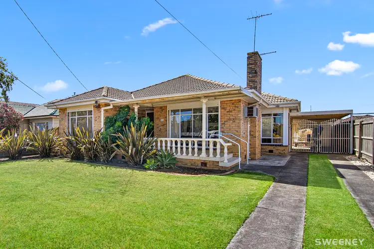 10 Cyclamen Avenue, Altona North VIC 3025