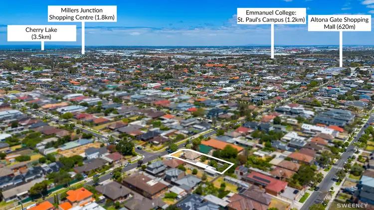 Sixth view of Homely house listing, 10 Cyclamen Avenue, Altona North VIC 3025