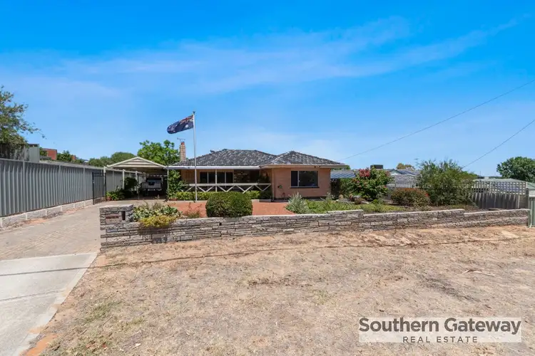 Second view of Homely house listing, 31 Inkpen Way, Orelia WA 6167