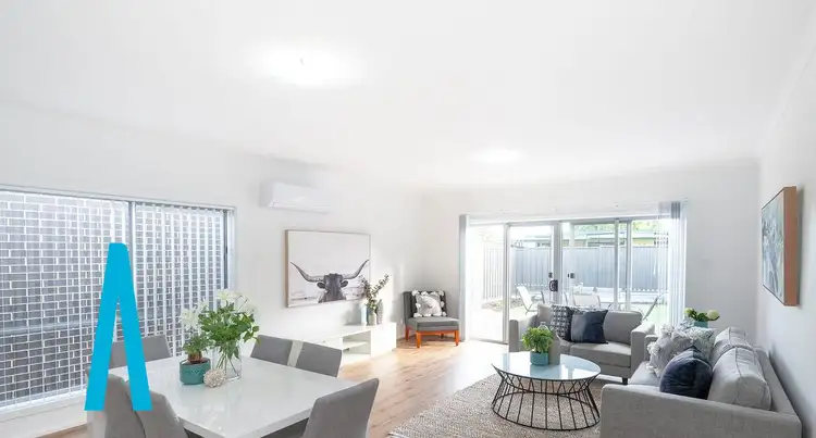 20B Symonds Crescent