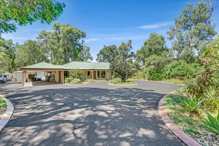 Fifth view of Homely house listing, 8 Seabreeze Close, Leschenault WA 6233