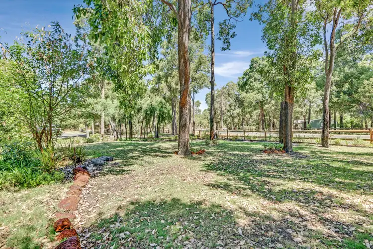 Seventh view of Homely house listing, 8 Seabreeze Close, Leschenault WA 6233
