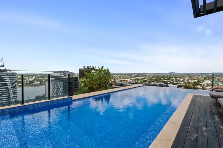 Main view of Homely unit listing, 302/12 Cunningham Street, Newstead QLD 4006
