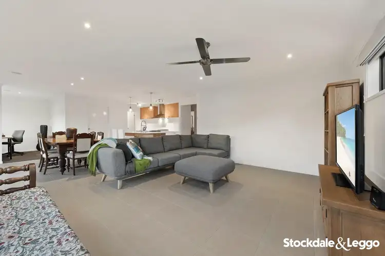 Second view of Homely house listing, 25 Beckworth Boulevard, Tarneit VIC 3029