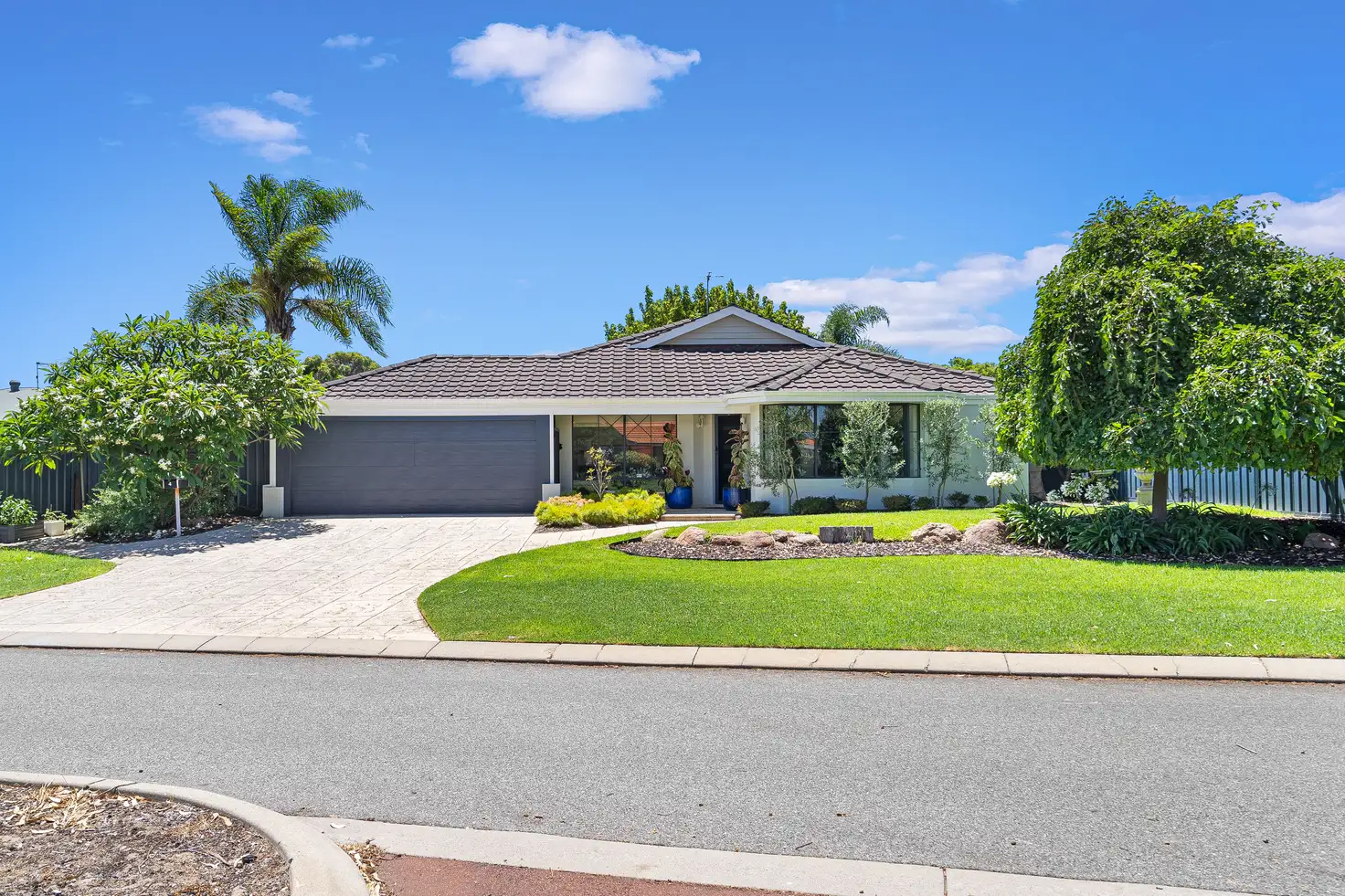 Main view of Homely house listing, 4 Suncrest Meander, Meadow Springs WA 6210