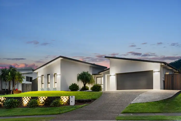 10 Garawarra Crescent
