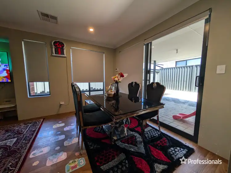 Sixth view of Homely house listing, 11 Bomere Chase, Aveley WA 6069
