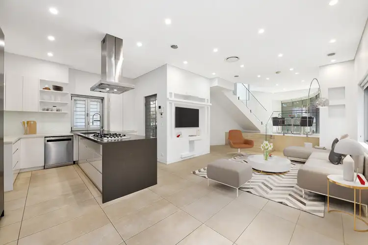 2 Frank Street