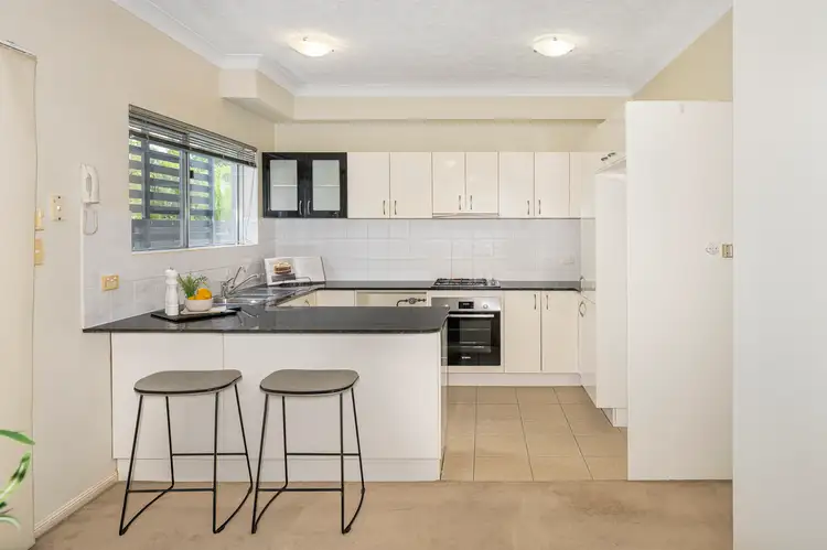 Fourth view of Homely unit listing, 8/654 Kingsford Smith Drive, Hamilton QLD 4007