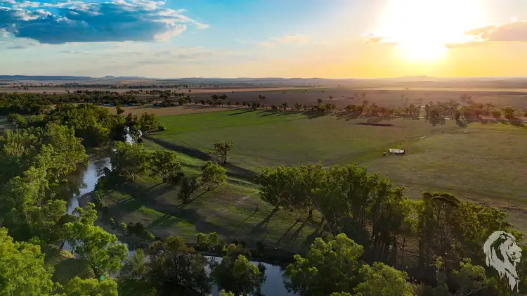 11664 Kamilaroi Highway, Emerald Hill NSW 2380