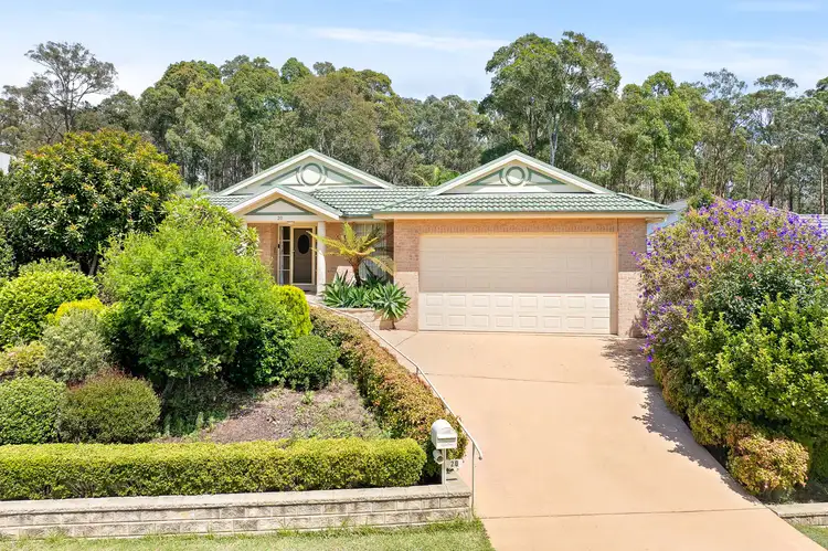 20 Canning Crescent, Sunshine Bay NSW 2536